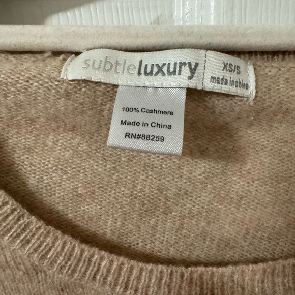 Subtle Luxury 100% Cashmere Sweater Tan Beige Raw Hem Flowy XS/S Small - Picture 6 of 16